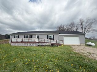 6995 Bill Johns Rd, Newcomerstown, OH 43832