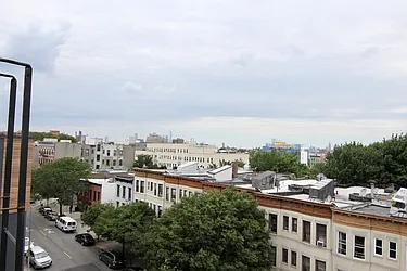 Rented by Empire Deeds LLC 