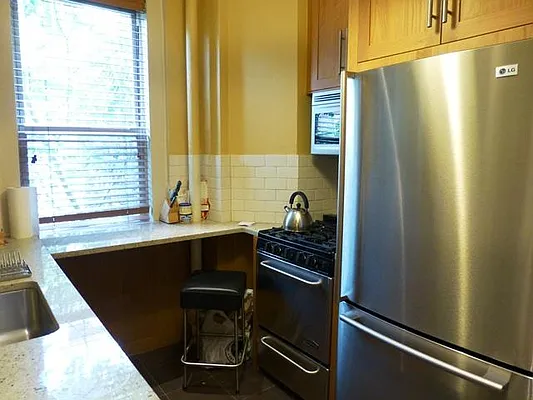 Rented by Keller Williams NYC | media 36