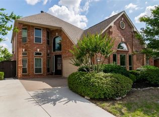 210 Wellington Rd, Irving, TX 75063