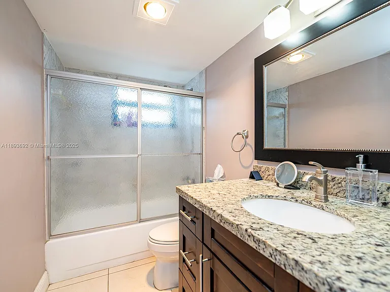 2401 S Ocean Dr — Photo 17