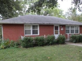 210 N McKissock St, Pleasant Hill, MO 64080