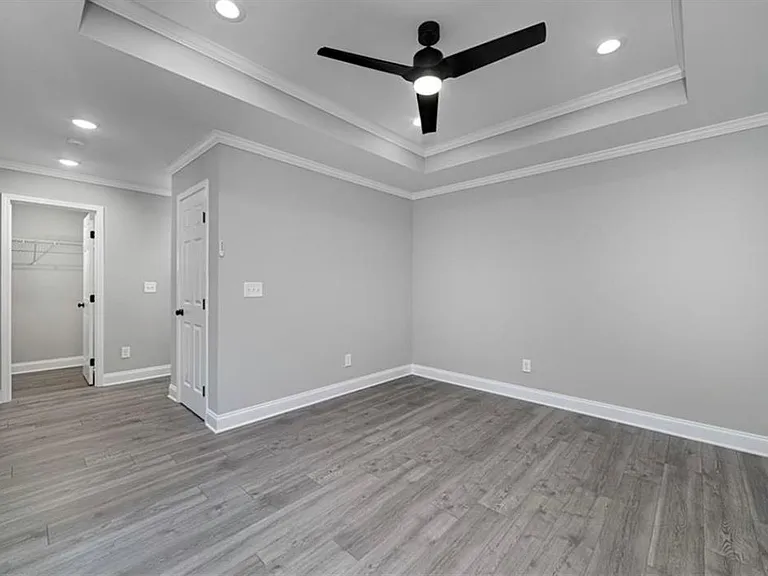 6290 Akins Way — Photo 12
