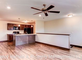 598 N Hillcrest Pkwy APT 212, Altoona, WI 54720