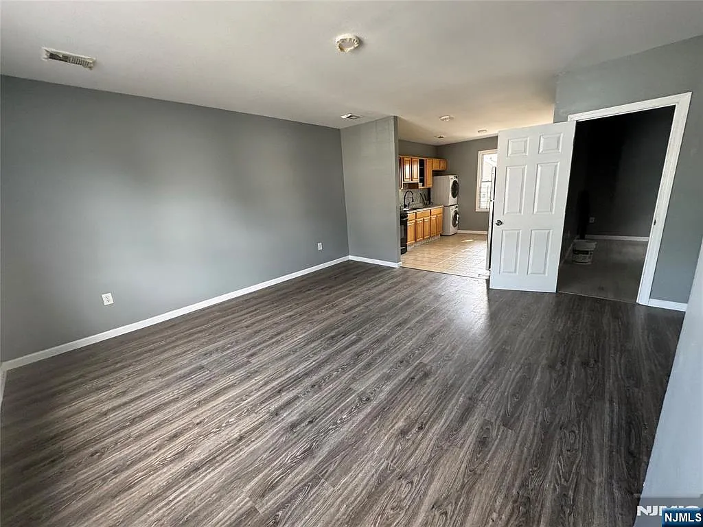 4 bed, 2.0 bath, $2,650 — Photo 4