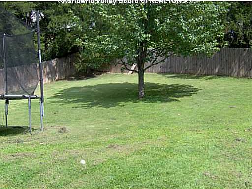 2nd image of 2614 Shadyside Rd