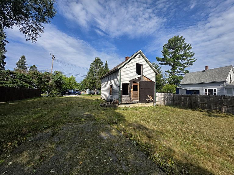 Listing photo 5