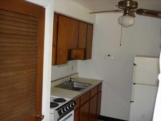 2nd image of 3080 Dorris Ave APT C