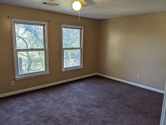 4th image of 2797 Country Ct SE #A