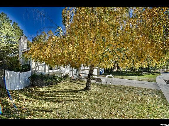 4th image of 7849 S Newport Way