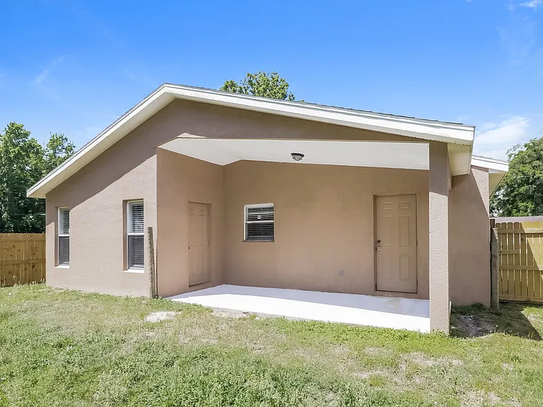 3238 Riverdale Dr — Photo 16