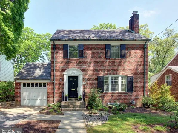 4312 Woodberry St, Hyattsville, MD 20782