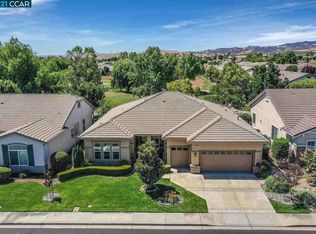 932 Suntan Ln, Brentwood, CA