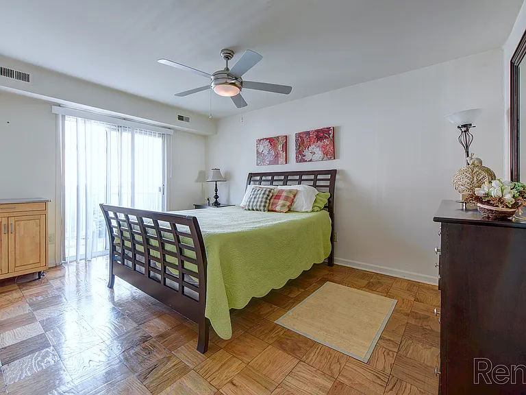 Olde Forge East Apartments & Townhomes — Photo 17