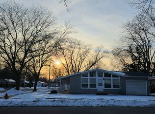 1507 5th Ave NE APT E, Rochester, MN 55906