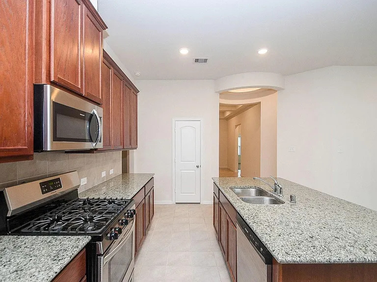 6142 Thief River Falls Dr — Photo 13