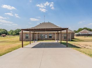 102 Sunny Oaks Ct, Weatherford, TX 76087