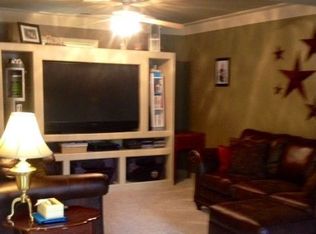 2013 Foxboro Dr, Fort Wayne, IN 46818