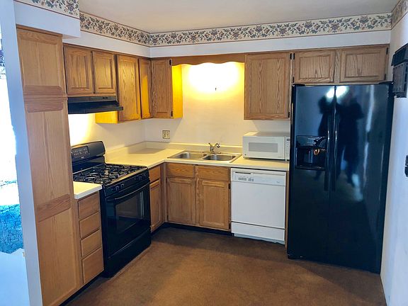 2nd image of 36502 N Grandwood Dr