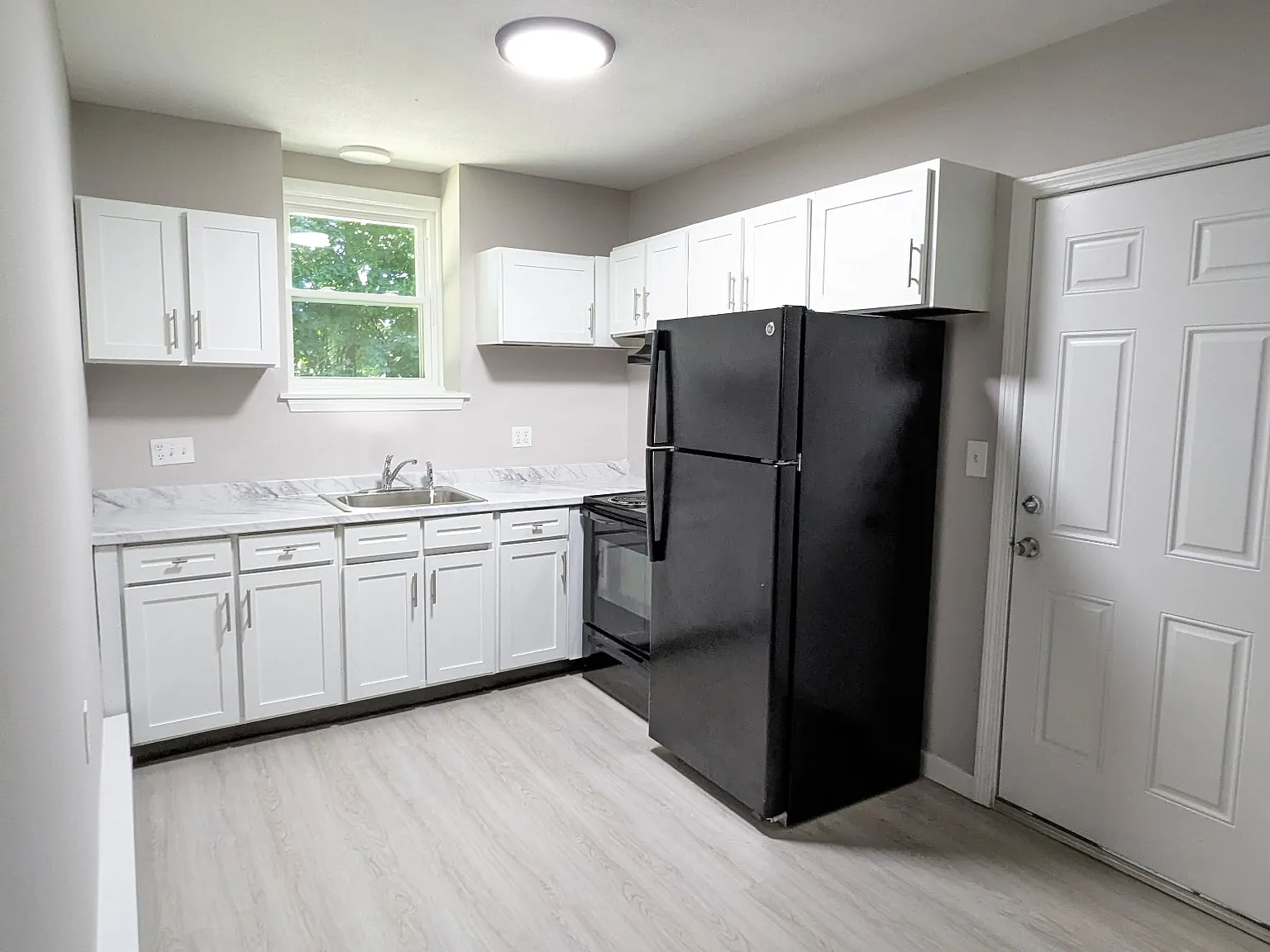 2 bed, $1,475 — Photo 1