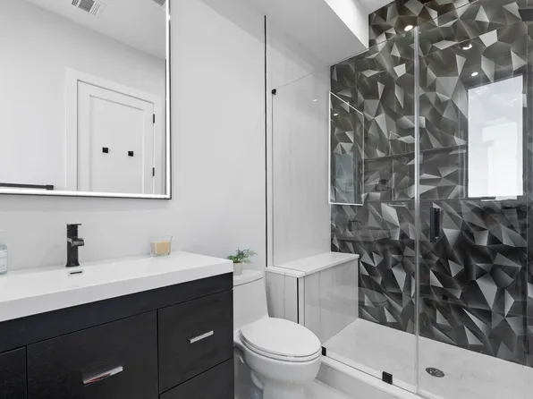 93 Terrace Avenue image 17 of 20