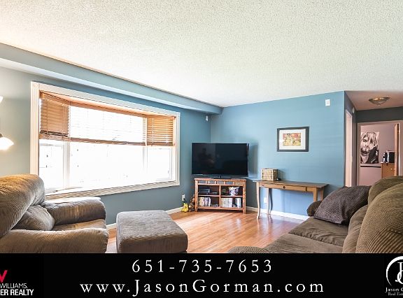 4th image of 2491 1st Ave E