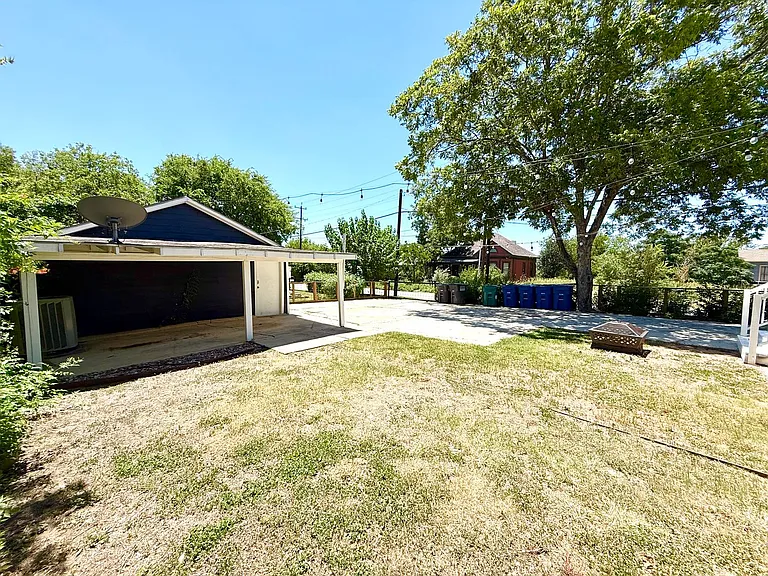 804 Dawson St — Photo 40