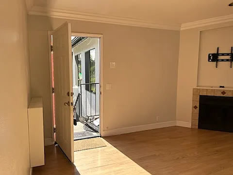 2 bed, 653 sqft, $2,500 — Photo 1