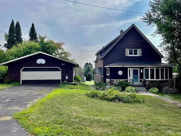 111 E Birch St, Ironwood, MI 49938