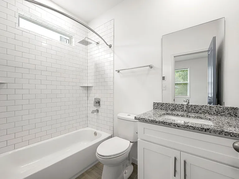 255 Love St SW #B2 — Photo 26