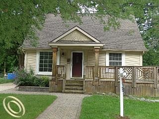 1st image of 1829 Gilman St