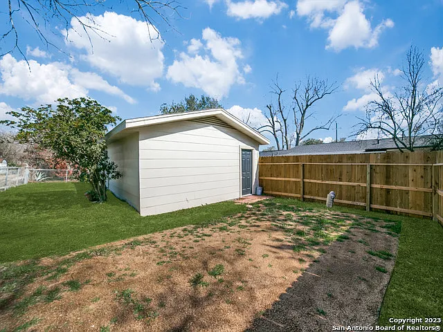307 Tanglewood — Photo 12