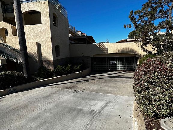 2nd image of 8178 Avenida Navidad APT 13