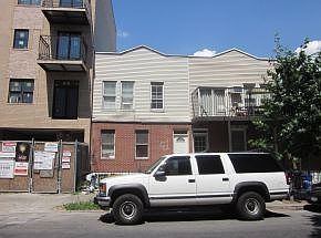 2nd image of 1427 43rd St