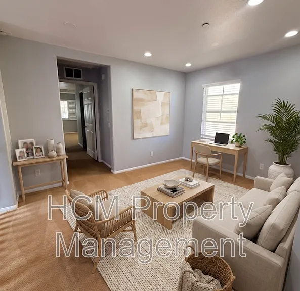 8043 E Loftwood Ln — Photo 16
