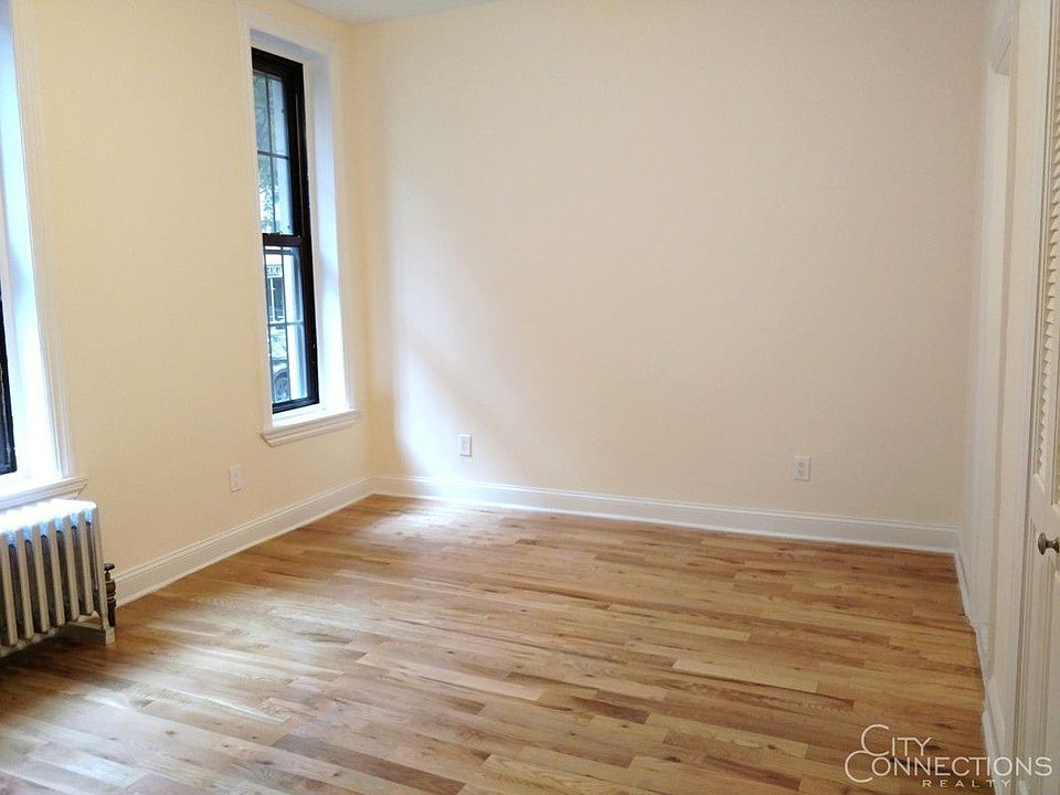 1st image of 190 Waverly Pl APT 1C