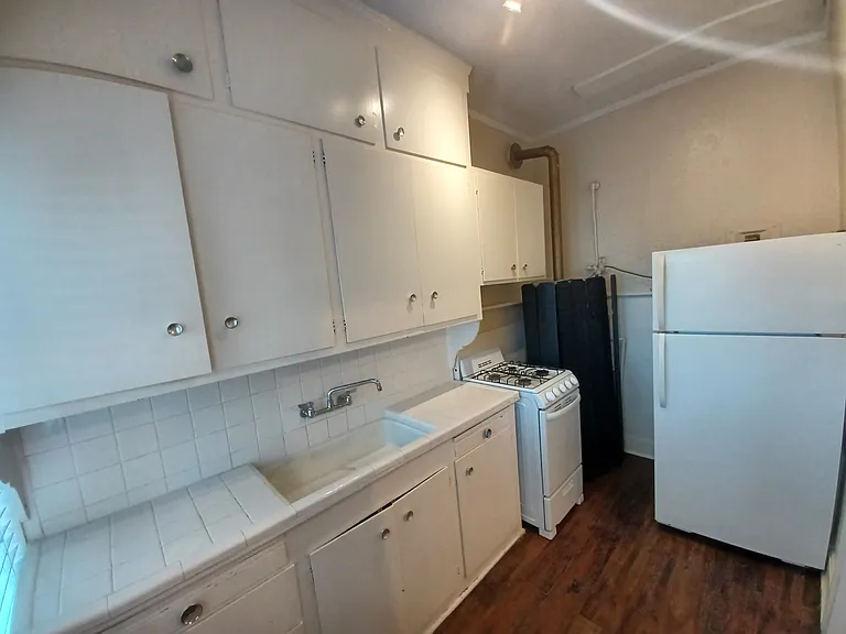 127 W Magnolia Ave #4 — Photo 16