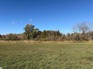 13 Hemlock St, Mc Bain, MI 49657
