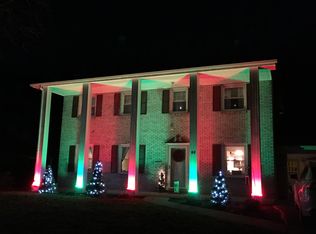 913 Forest Rd, Endwell, NY 13760