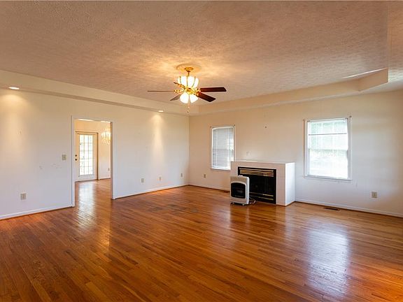 5th image of 1643 Pj East Rd