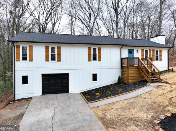 2660 Cochise Dr, Acworth, GA 30102