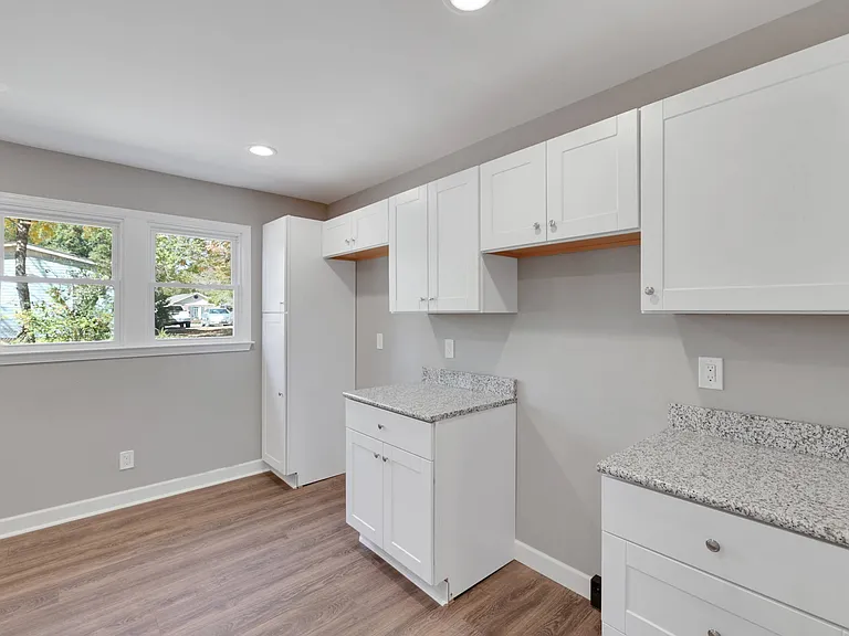 7108 Hicks Ct — Photo 19
