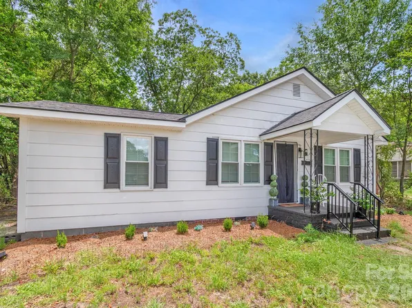 229 Acl Ave, Cheraw, SC 29520