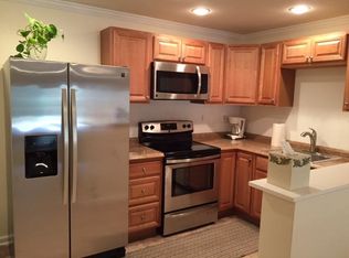 4843 Broad Brook Dr, Bethesda, MD 20814