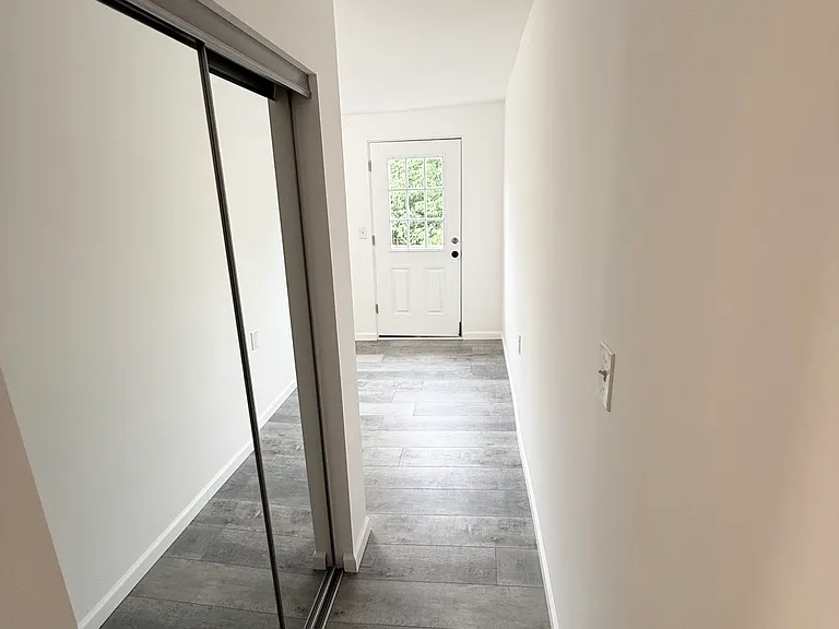 210 Washington St — Photo 12