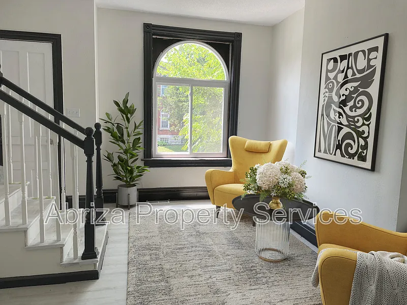 3 bed, 1.5 bath, 1764 sqft, $1,600 — Photo 2