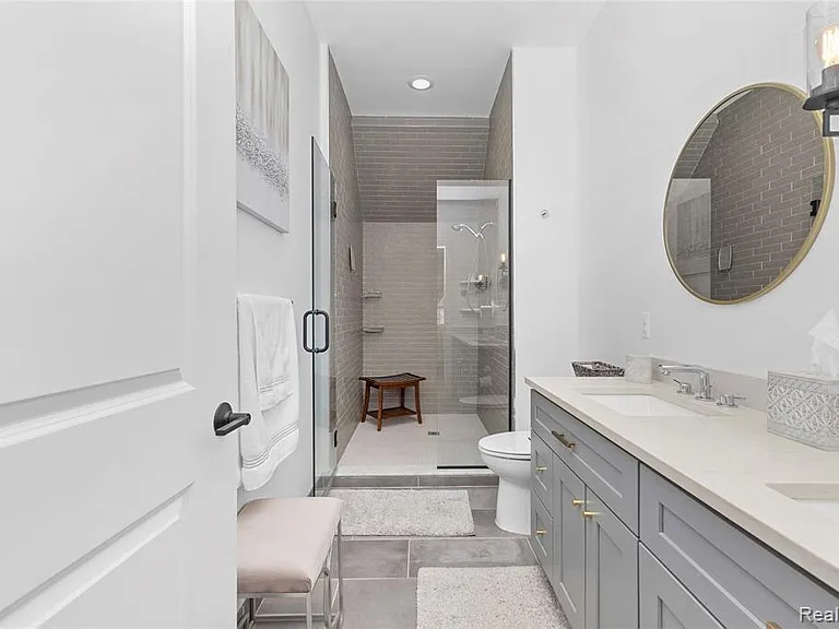 262 Mack Ave #1 — Photo 31