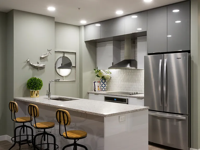 835 Sterling Lyon Pkwy — Photo 36