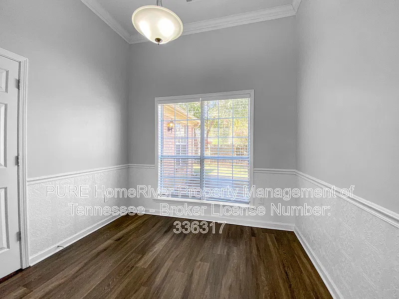 3 bed, 2.5 bath, 2000 sqft, $1,975 — Photo 4