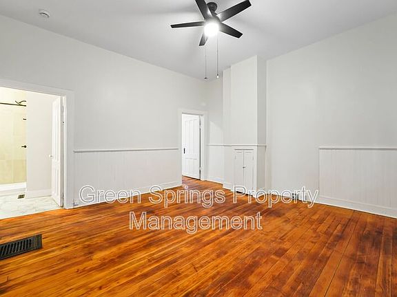 3rd image of 58 Lincoln Ave APT 4
